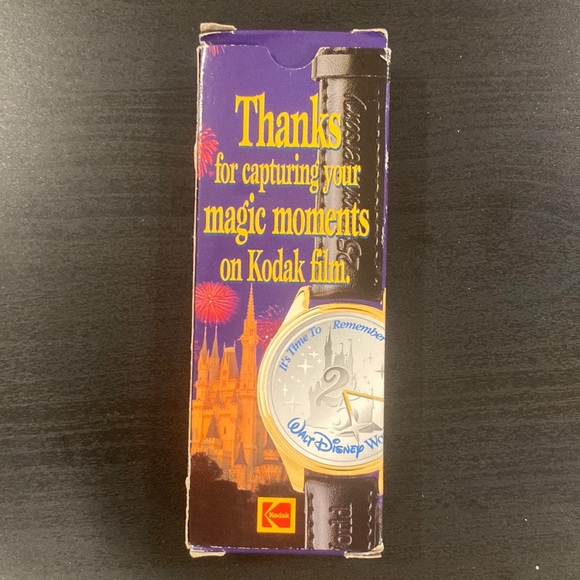 NWOT Vintage Walt Disney World 25th anniversary watch - Picture 3 of 6